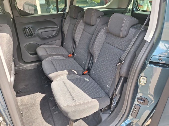 Peugeot Rifter, Peugeot Rifter LONG ALLURE 1.5 BHDi 130k EAT8, barva modrá