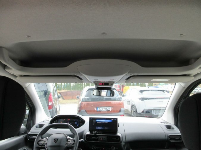 Peugeot Rifter, Peugeot Rifter LongAllure BlueHDi 130S&S MAN6, barva modrá
