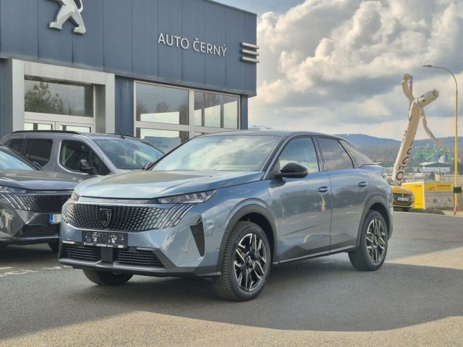 Peugeot 3008, Peugeot 3008 GT Hybrid 136 e-DCS6, barva modrá