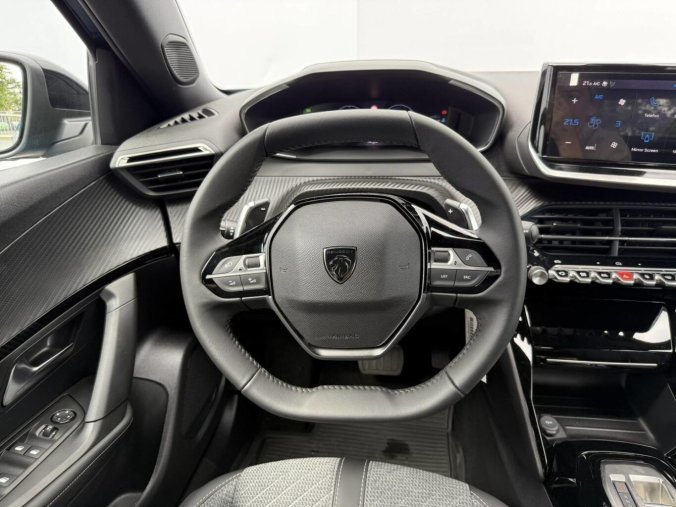 Peugeot 2008, Peugeot 2008 ALLURE Hybrid  1,2 145 e-DCS6, barva modrá