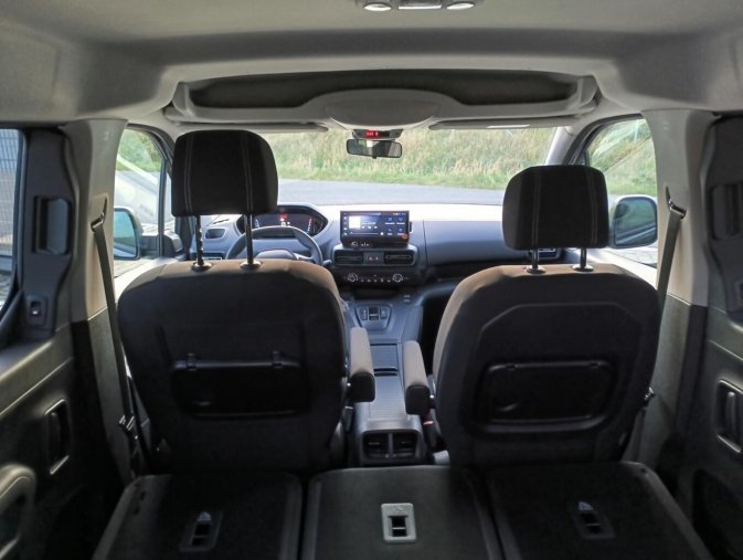 Peugeot Rifter, Peugeot Rifter ALLURE BlueHDi 130 S&S EAT8 N1, barva zelená