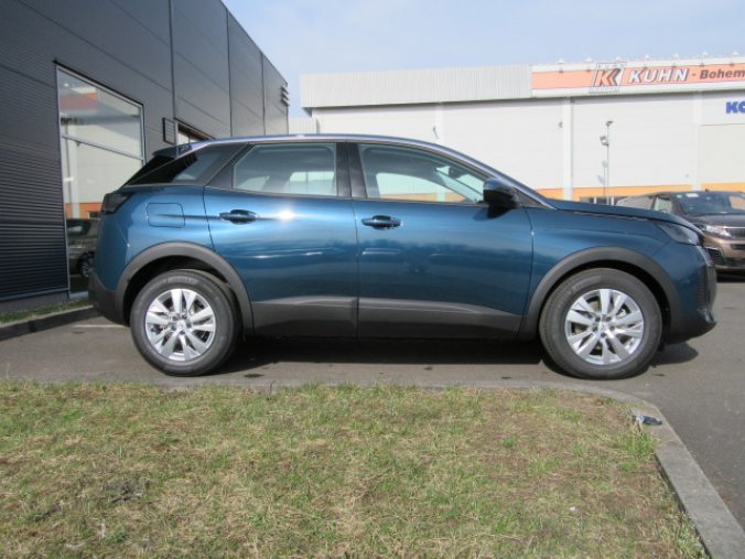 Peugeot 3008, Active Pack 1.2 PureTech 130k, barva modrá