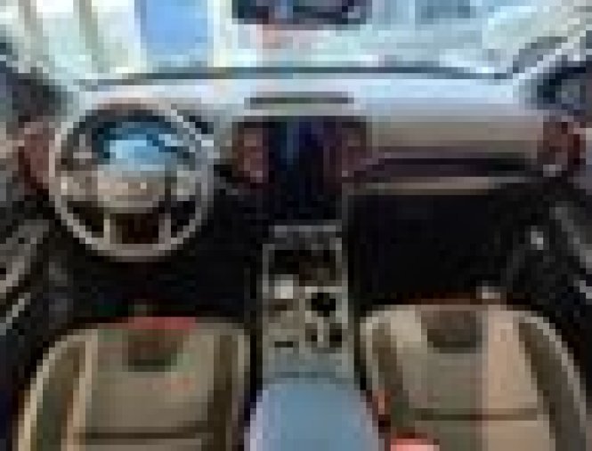 Ford Ranger, 3.0 EcoBoost V6 Twin-Turbo, barva stříbrná