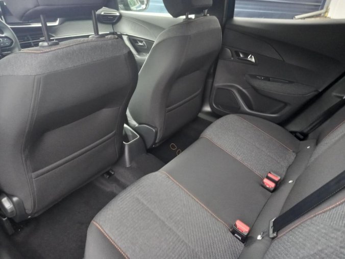 Peugeot 2008, Peugeot 2008 BUSINESS Turbo 100k MAN6, barva modrá