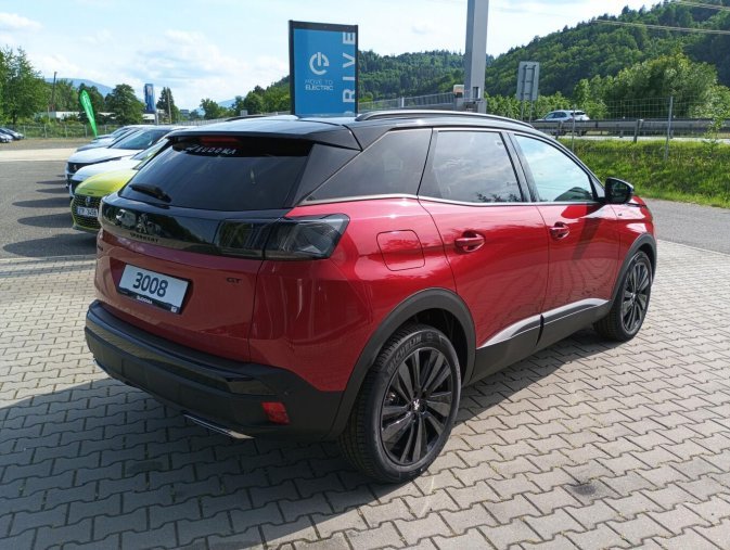 Peugeot 3008, Peugeot 3008 GT PACK 1.2 PureTech 130 EAT8, barva červená