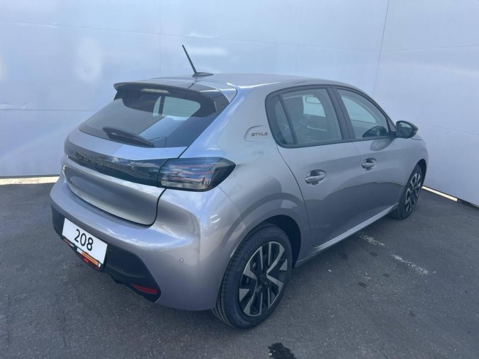 Peugeot 208, Peugeot 208 STYLE S&S MAN6 1,2 PureTech, barva šedá