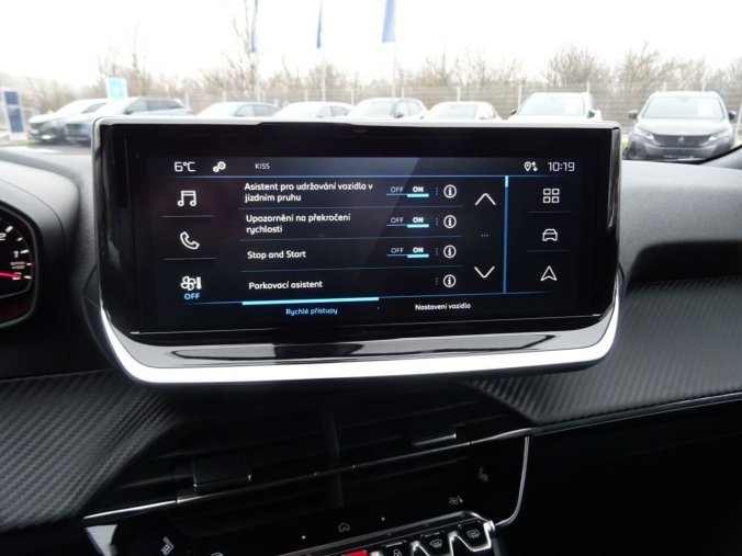 Peugeot 2008, Peugeot 2008 STYLE PureTech 100k MAN6, barva stříbrná