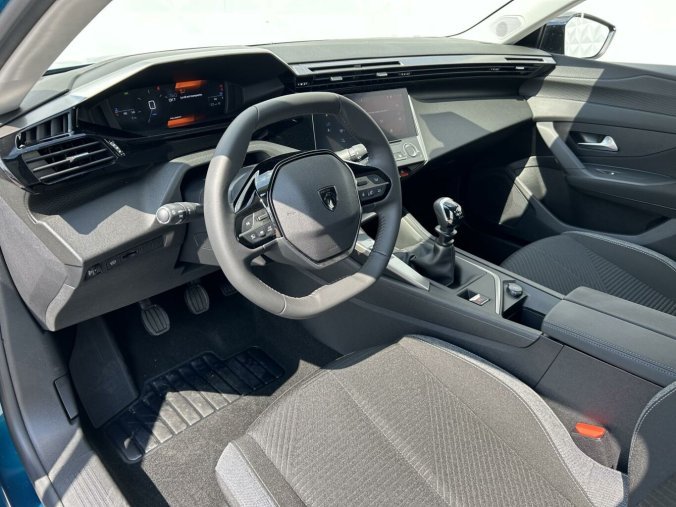 Peugeot 308, Peugeot 308 SW Active PureTech130 MAN6, barva modrá