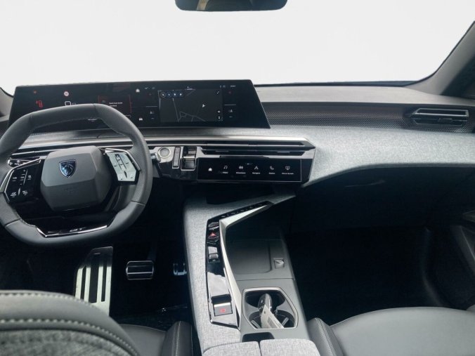 Peugeot 3008, Peugeot 3008 GT Hybrid 145 e-DCS6, barva modrá