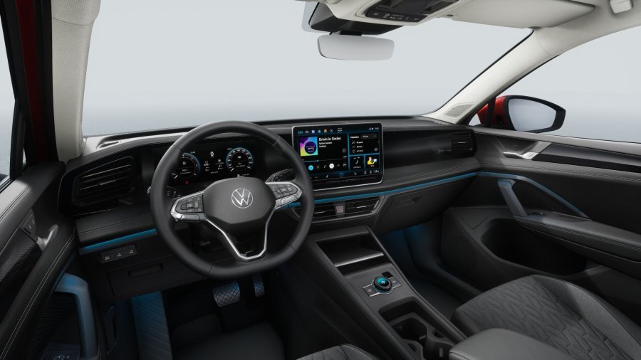 Volkswagen Tiguan, Tiguan People 1,5 eTSI 96 kW mHEV, barva červená