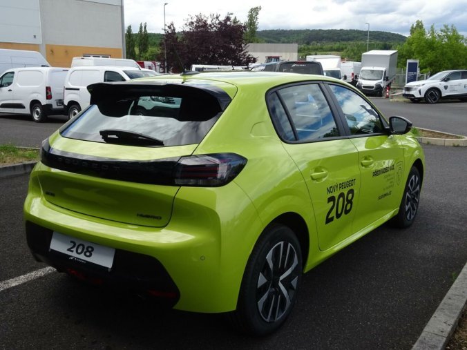 Peugeot 208, Peugeot 208 ACTIVE Hybrid 110k e-DCS6, barva žlutá