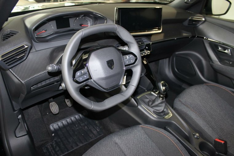 Peugeot 2008, Peugeot 2008 STYLE PureTech 100 S&S MAN6, barva černá