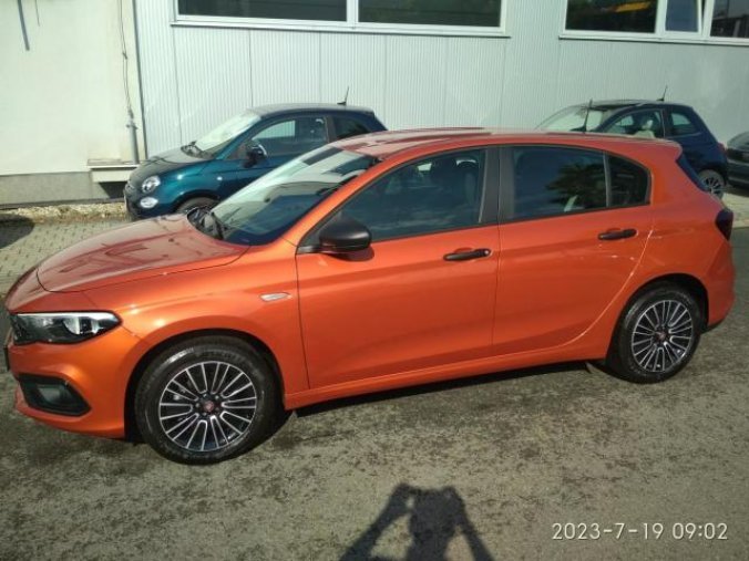 Fiat Tipo, HB 1.0 Fire Fly 100k, barva oranžová