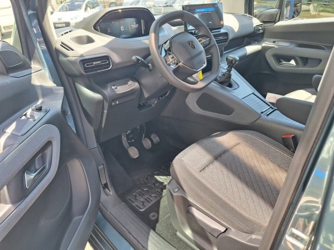 Peugeot Rifter, Peugeot Rifter ALLURE 1.2 PT 110k MAN6, barva modrá