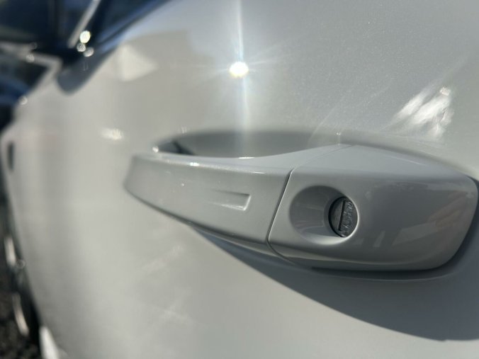 Peugeot 308, Peugeot 308 SW GT Hybrid 145 e-DCS6, barva bílá