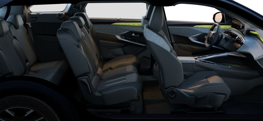 Peugeot 5008, Peugeot 5008 5008 GT Hybrid 145 e-DCS6, barva modrá