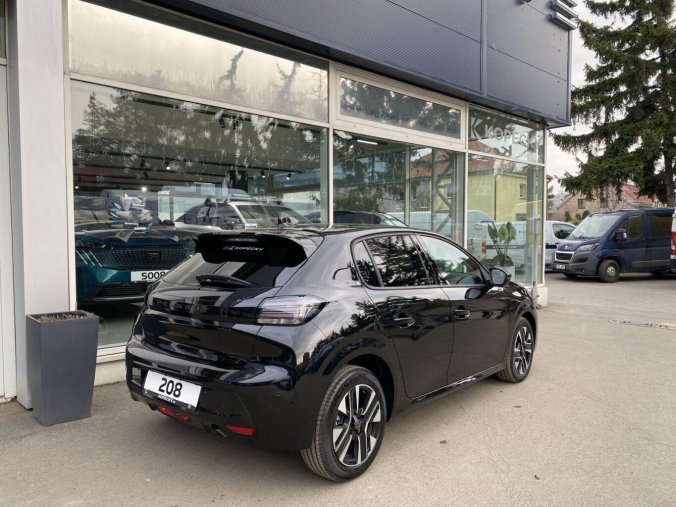 Peugeot 208, Peugeot 208 ALLURE Hybrid 110 e-DCS6, barva černá