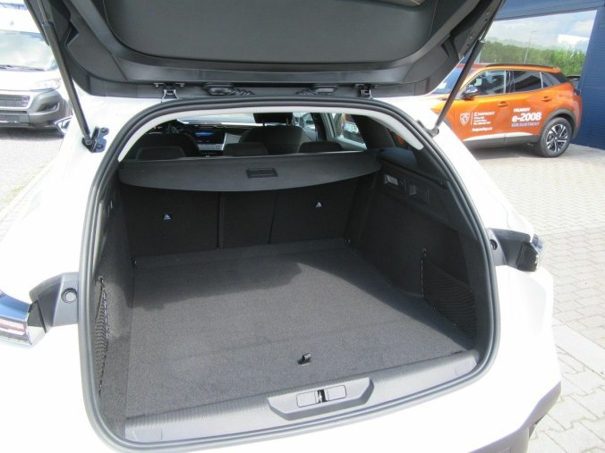 Peugeot 308, Peugeot 308 SW ACTIVE 1.2 PT 130k MAN6, barva bílá