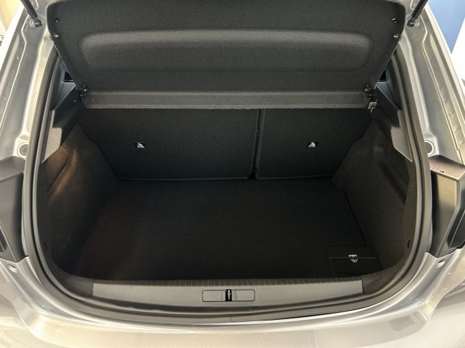 Peugeot 208, Peugeot 208 ALLURE PureTech 100 S&S MAN6, barva šedá