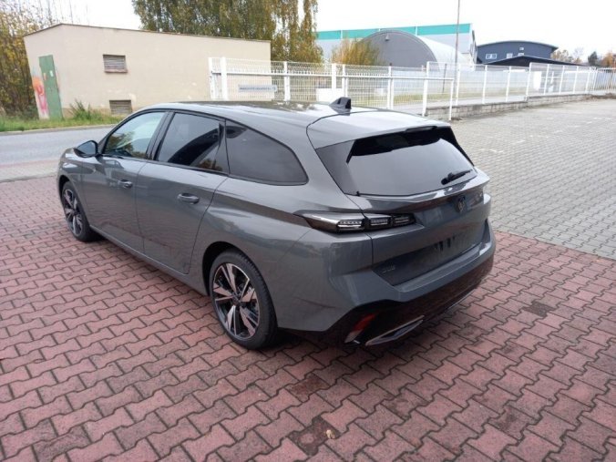 Peugeot 308, Peugeot 308 SW Allure BlueHDi 130 k, barva šedá