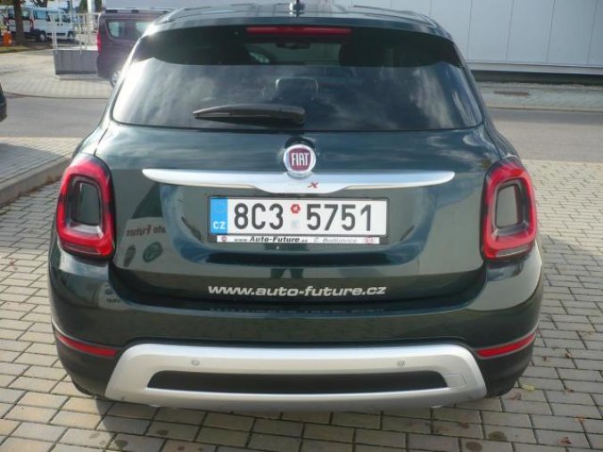 Fiat 500X, 1.0 Firefly 120k city cross, barva zelená