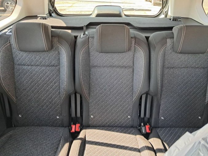 Peugeot Rifter, Peugeot Rifter ALLURE BlueHDi 130 S&S MAN, barva šedá