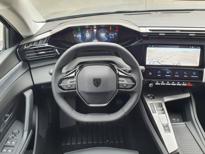Peugeot 308, Peugeot 308 SW ALLURE Hybrid 145 e-DCS6, barva šedá
