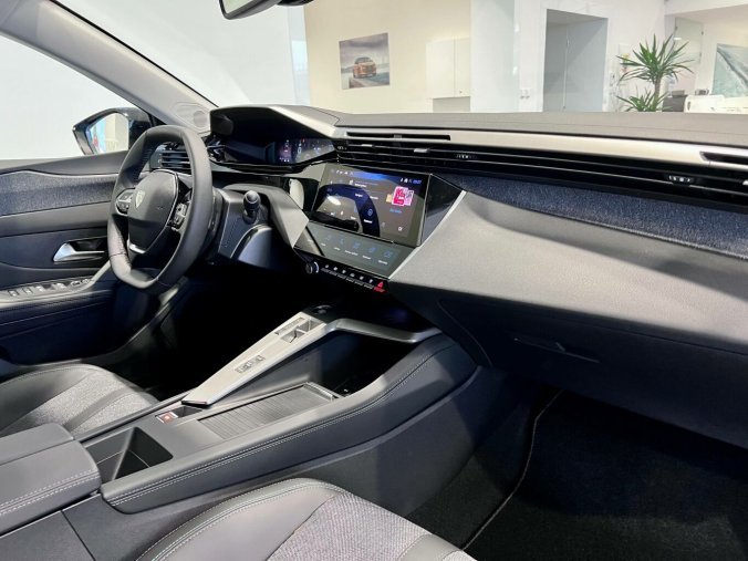 Peugeot 408, Peugeot 408 ALLURE Hybrid 136k Automat, barva modrá