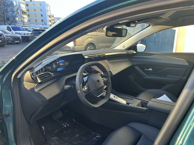 Peugeot 308, Peugeot 308 SW ALLURE BlueHDi 130k EAT8, barva zelená