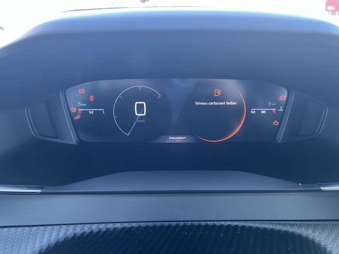 Peugeot 2008, Peugeot 2008 ALLURE PureTech 100 S&S MAN6, barva modrá