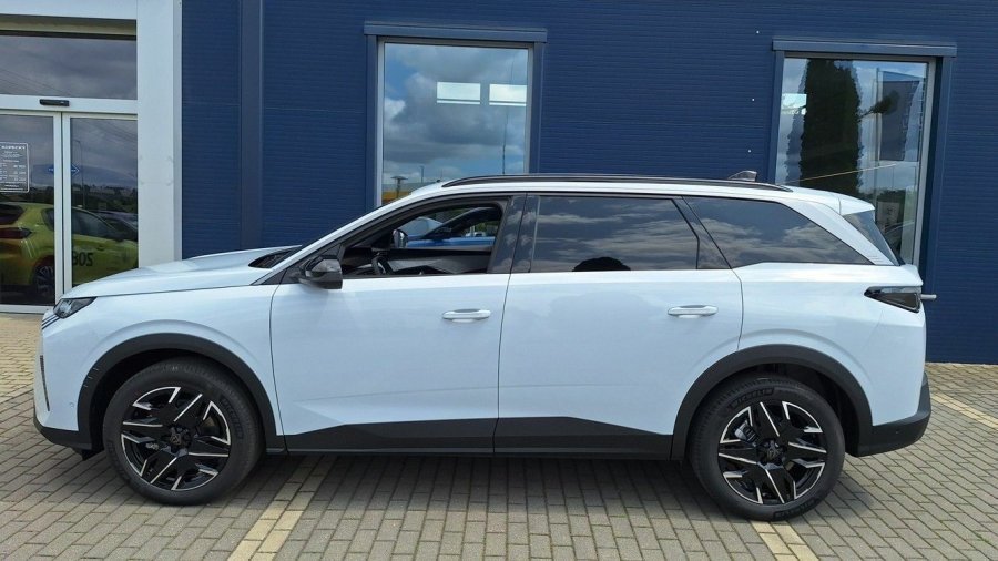 Peugeot 5008, Peugeot 5008 ALLURE Hybrid 145 e-DCS6, barva bílá