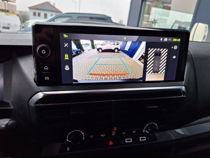 Peugeot Traveller, Peugeot Traveller Active Long 2.0 BHDi 180  EAT8, barva zelená