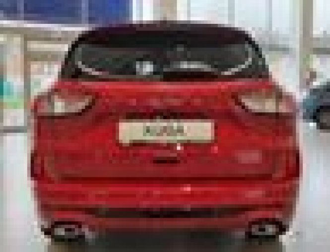Ford Kuga, 1.5 EcoBoost, barva červená