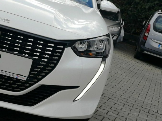 Peugeot 208, Peugeot 208 ACTIVE PACK PureTech 75 S&, barva bílá