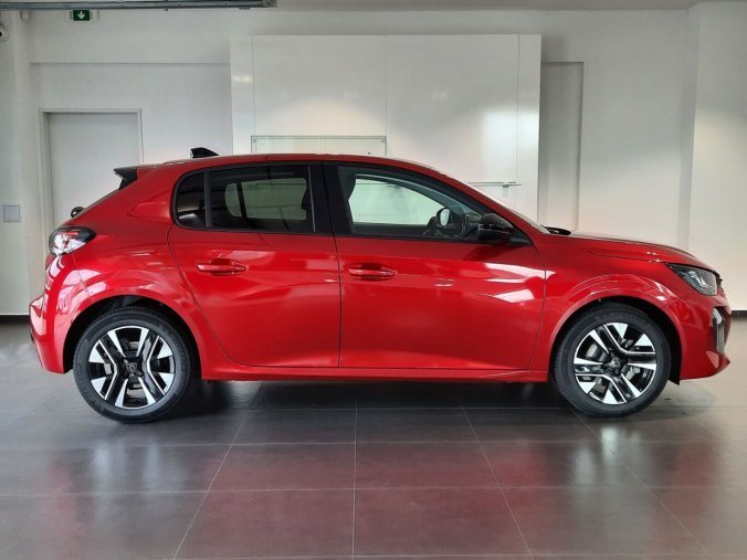 Peugeot 208, Peugeot 208 ALLURE 1.2 PT 100k MAN6, barva červená