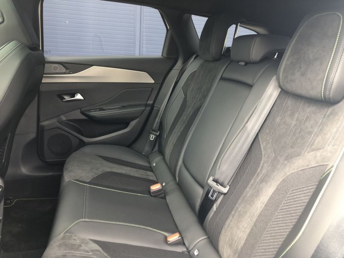 Peugeot 308, Peugeot 308 308 SW ALLURE Hybrid 145 e-DCS6, barva šedá