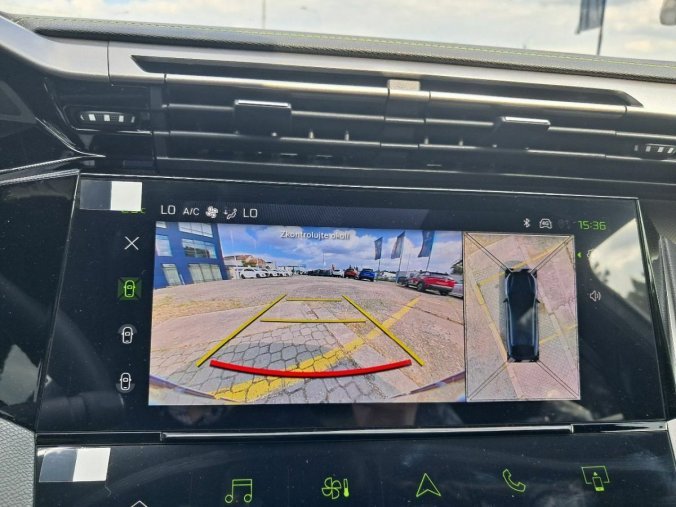 Peugeot 408, Peugeot 408 408 GT Hybrid 145 e-DCS6, barva bílá