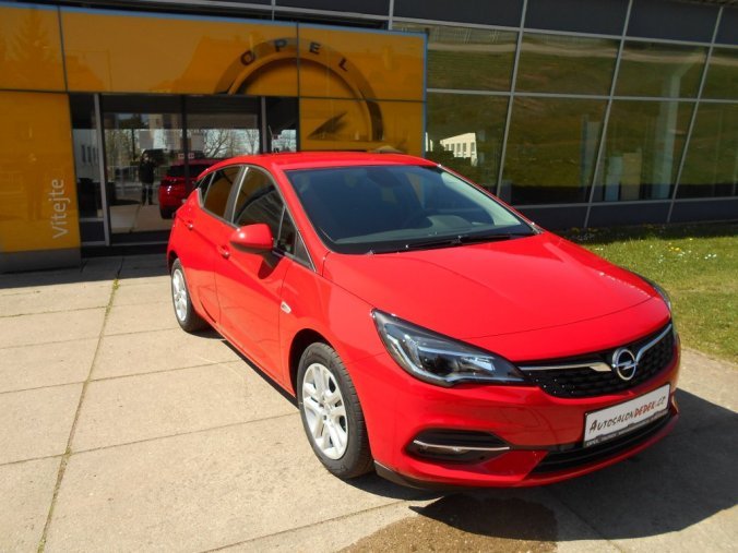 Opel Astra, Nová ASTRA HB5 1,2 TURBO, barva červená