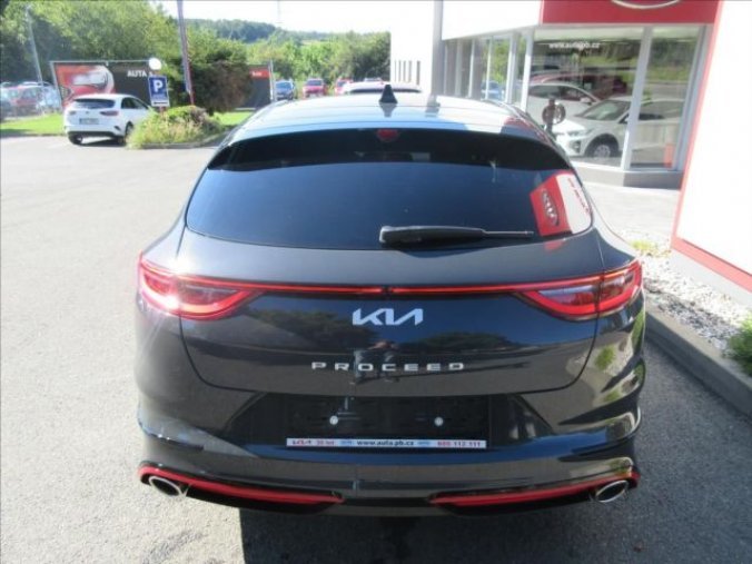 Kia ProCeed, 1,6 CD 1,6 T-GDi GPF 7DCT GT, barva šedá