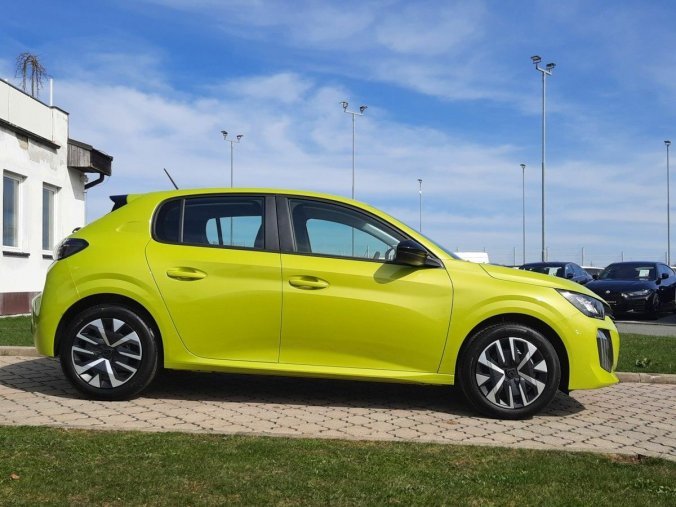Peugeot 208, Peugeot 208 STYLE 1,2PT 100k M6, barva žlutá