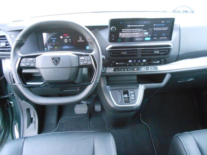 Peugeot Traveller, Peugeot Traveller Allure Standard 180 S&S EAT8, barva zelená