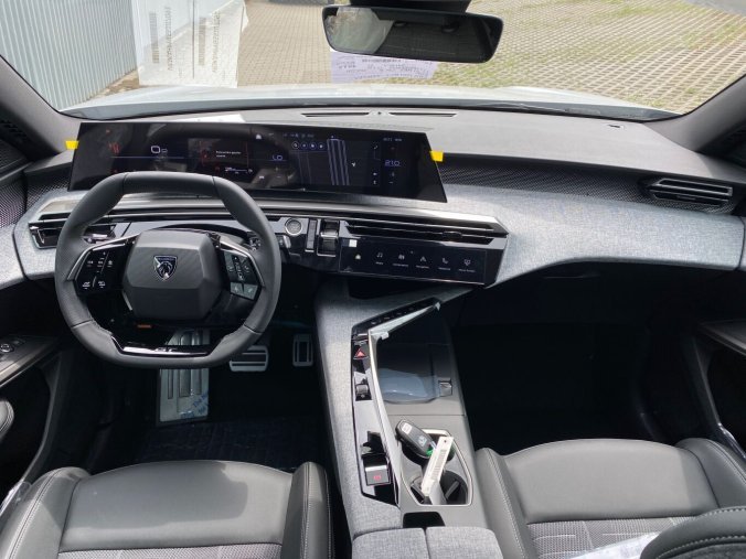 Peugeot 5008, Peugeot 5008 GT Hybrid 145 e-DCS6 - 5 MÍST! - 3418, barva modrá