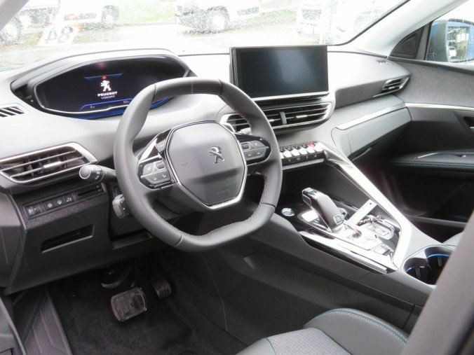 Peugeot 5008, Peugeot 5008 ALLURE PACK 1.5 BHDi 130k EAT8, barva modrá