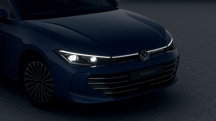 Volkswagen Passat, Passat Elegance 1,5 eTSI 110 kW mHEV, barva modrá