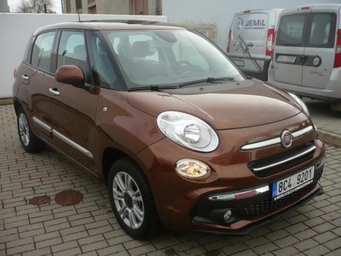 Fiat 500L, Lounge 1.4 16v, barva hnědá