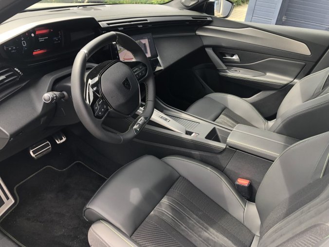 Peugeot 308, Peugeot 308 308 SW ALLURE Hybrid 145 e-DCS6, barva šedá