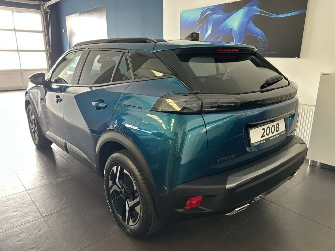 Peugeot 2008, Peugeot 2008 ALLURE Hybrid 110 e-DCS6, barva modrá
