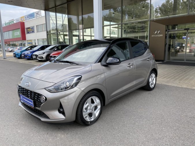 Hyundai i10, 1,0i 5 st. manuální, barva bronzová