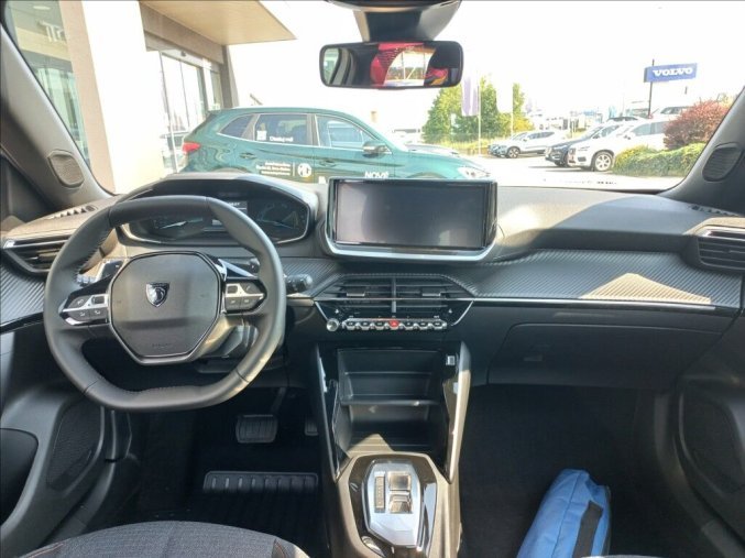 Peugeot 2008, Peugeot 2008 1,2 STYLE Hybrid 145 e-DCS6, barva bílá