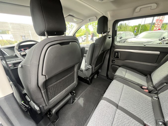 Peugeot Traveller, Peugeot Traveller Active L2 2,2 HDi 150k MAN6, barva bílá
